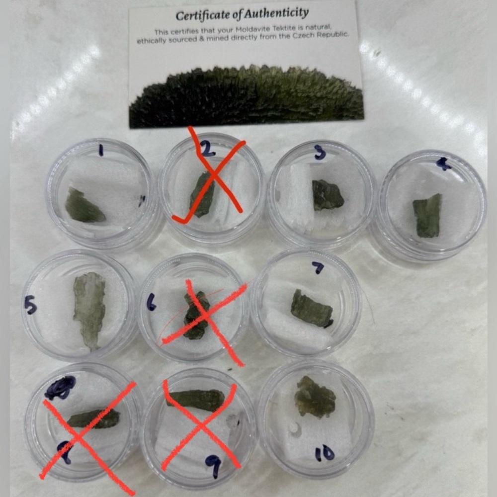 Raw Moldavite Stone from Czech Republic 1 Gram Authentic Metaphysical Spiritual - Picture 15 of 15